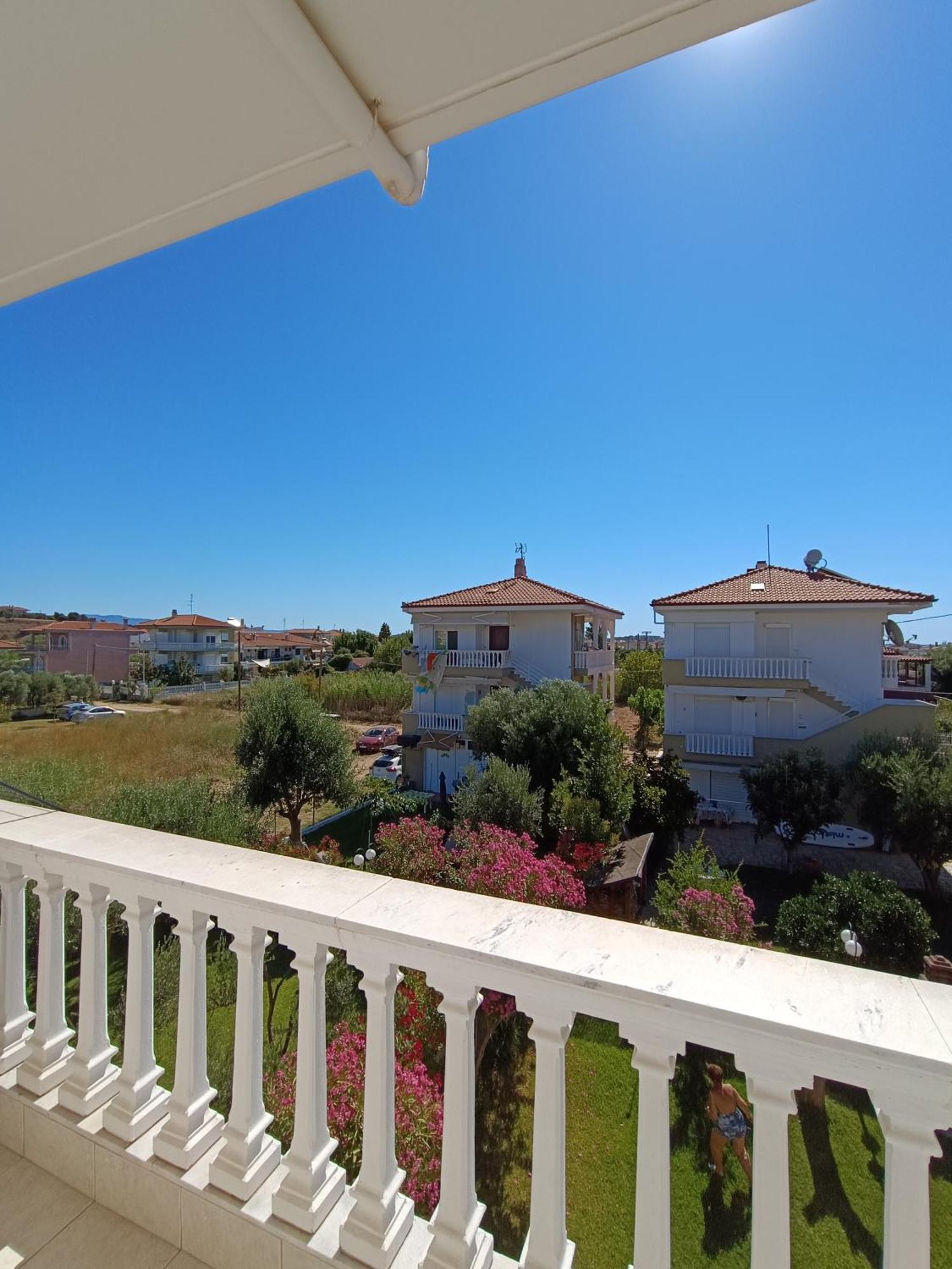 Dimar1 Seaside Apartment Paralia Dionysiou Exterior photo